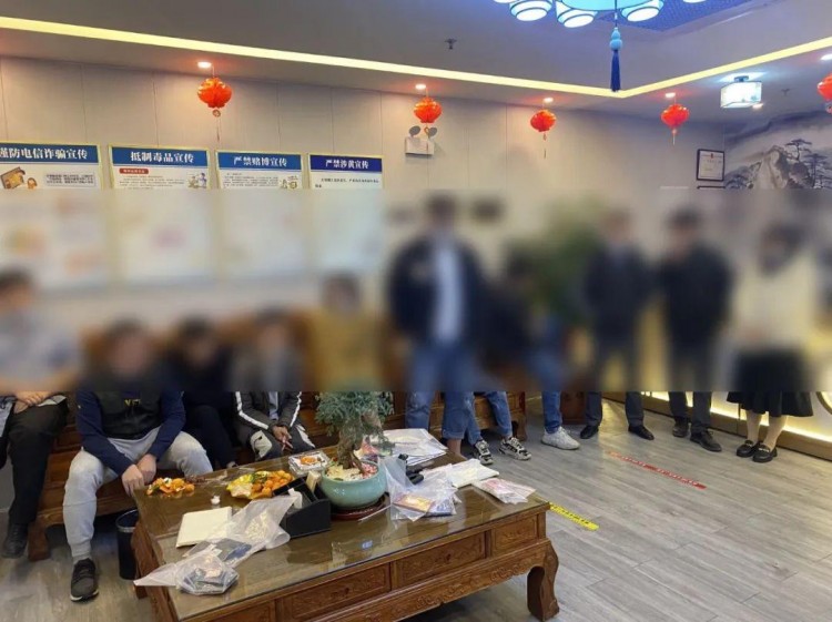 失足妇女线上线下招客休闲会所内暗藏秘密泰式服务警方捣毁2个涉黄窝点！